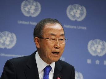Tổng thư k Ban Ki-Moon trong cuộc họp bo ở trụ sở Lin Hiệp Quốc, New York, ngy 09/09/2013