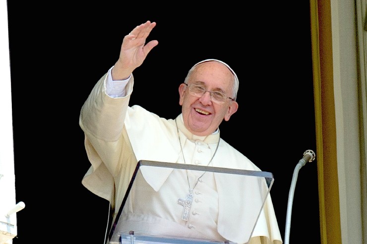 Pope Francis during the Angelus of 23 august 2015