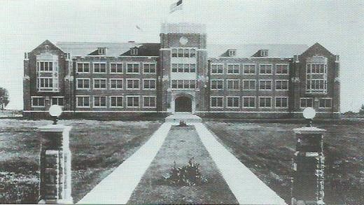 Ozark Wesleyan College (former), now Congregation of the Mother of the Redeemer, 1900 South Grand Avenue - Clio